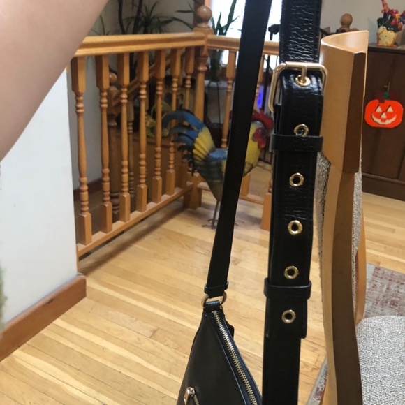 Coach Black Crossbody/Shoulder Purse Hangtag Included - Picture 9 of 13